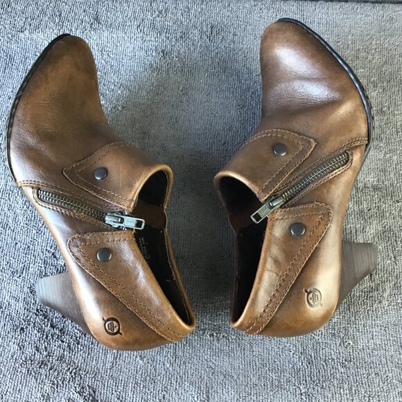Born Distressed Brown Leather Booties Sz 8 - Picture 5 of 16